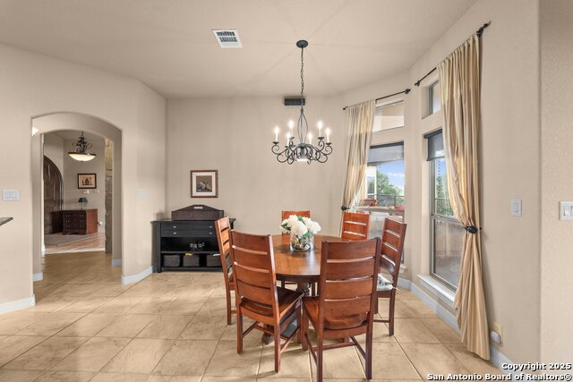 Image 23 of 49 For 5310 River Oaks