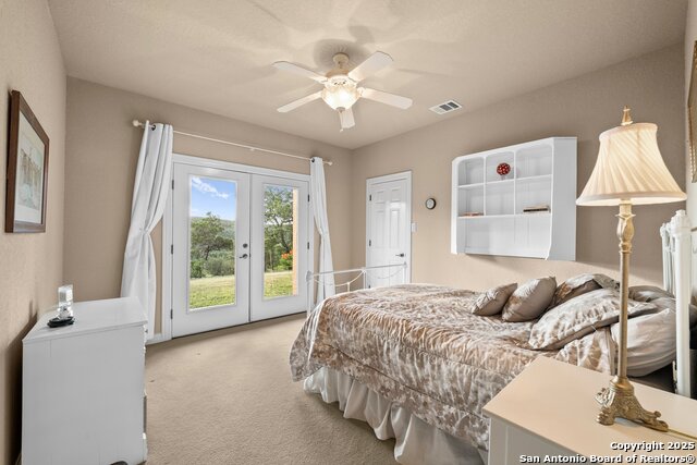 Image 40 of 49 For 5310 River Oaks
