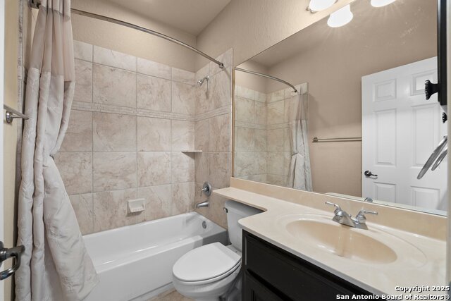 Image 41 of 49 For 5310 River Oaks