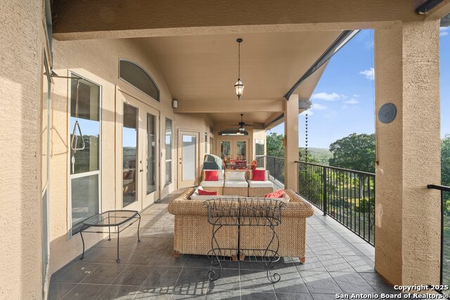 Image 6 of 49 For 5310 River Oaks