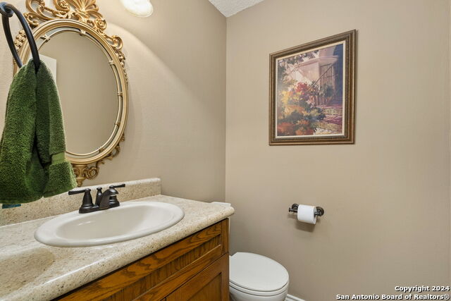 Listing photo id 17 for 9126 Points Edge