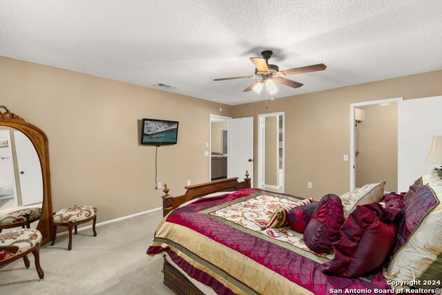 Listing photo id 24 for 9126 Points Edge