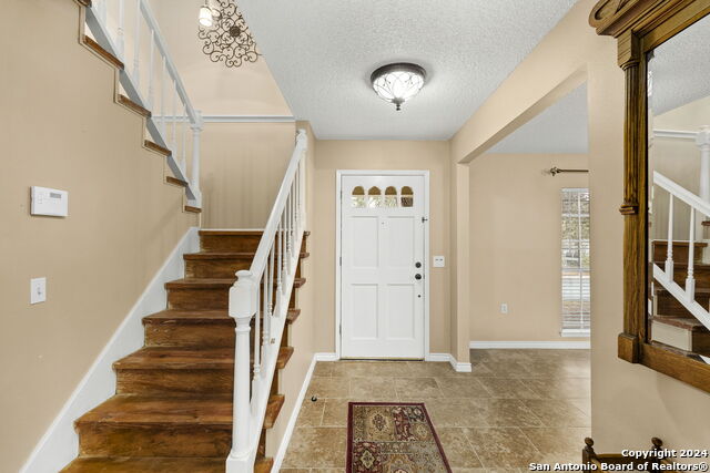Listing photo id 3 for 9126 Points Edge