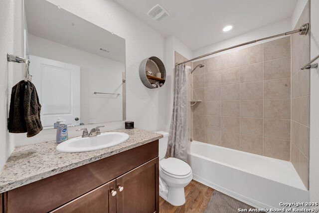 Image 14 of 26 For 489 Middle Green