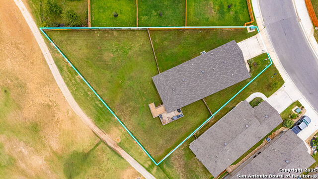 Image 19 of 26 For 489 Middle Green