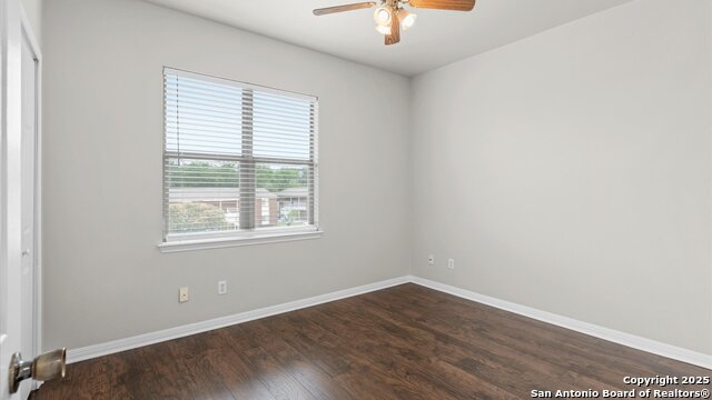 Image 12 of 14 For 530 Dukeway  #2