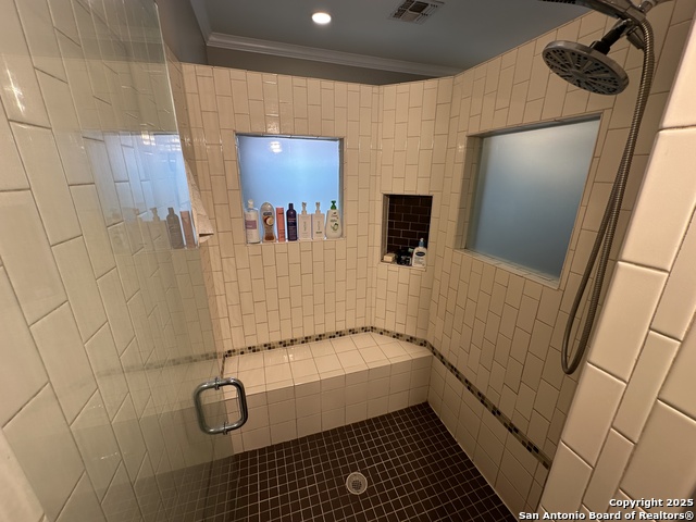 Image 23 of 36 For 137 Katherine Ct  # B