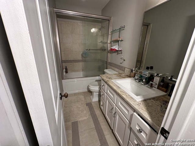 Image 26 of 36 For 137 Katherine Ct  # B