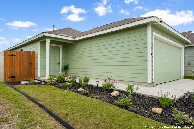 Image 3 of 27 For 7726 Chancery Gate