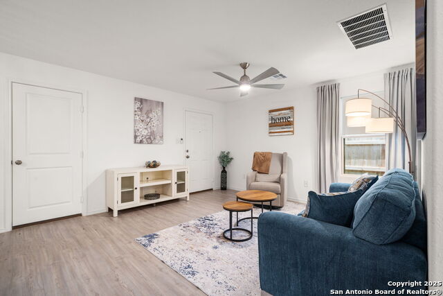 Image 6 of 27 For 7726 Chancery Gate