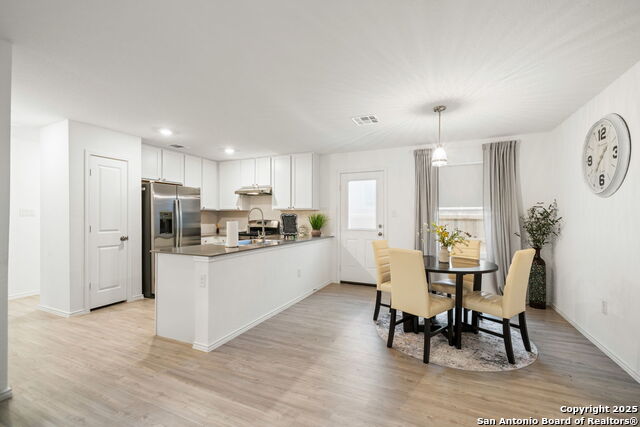 Image 8 of 27 For 7726 Chancery Gate