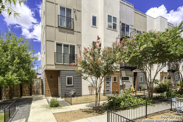 Details for 811 Elmira E 2, San Antonio, TX 78212