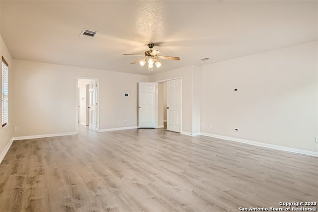 Image 16 of 31 For 21227 Coral Spur