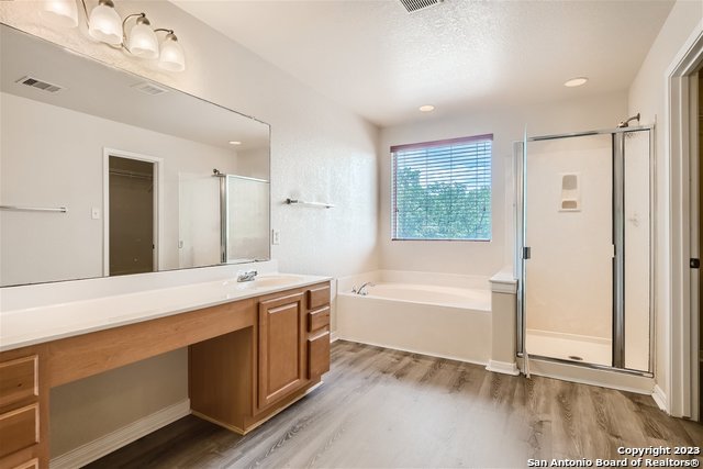 Image 17 of 31 For 21227 Coral Spur