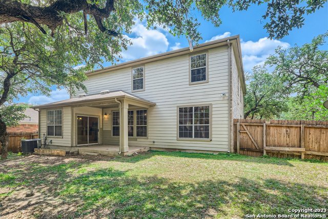 Image 26 of 31 For 21227 Coral Spur