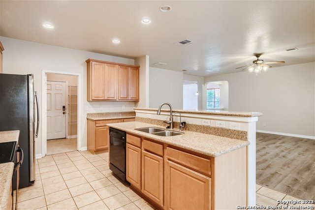 Image 9 of 31 For 21227 Coral Spur