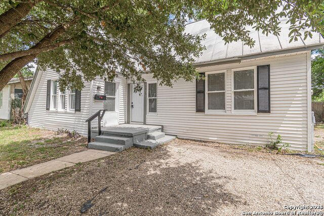 Details for 1913 Santa Anna, San Antonio, TX 78201