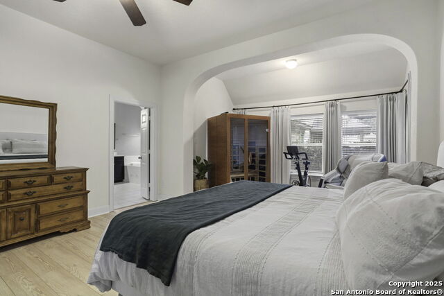 Image 16 of 29 For 10657 Foxen Way