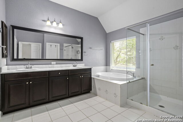 Image 18 of 29 For 10657 Foxen Way