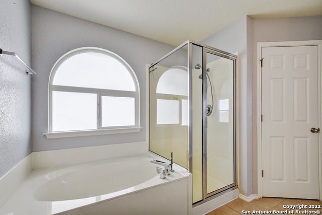 Image 24 of 35 For 11623 Sweet Pea Run