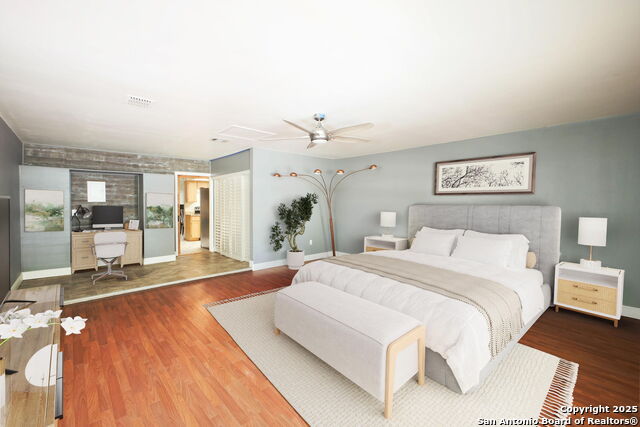 Image 22 of 31 For 14906 Ridge Hill