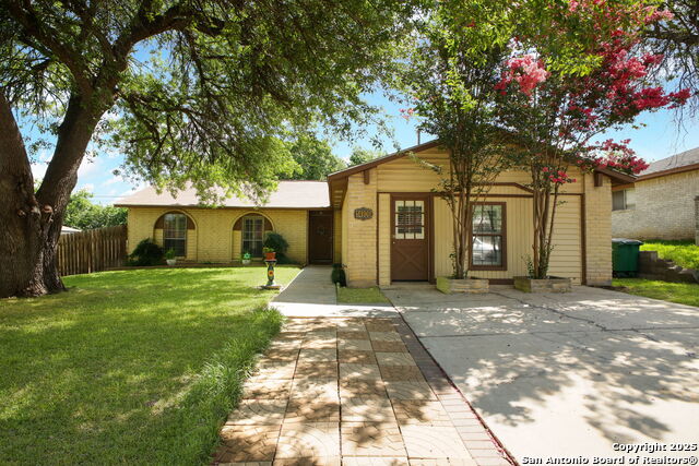 Image 26 of 31 For 14906 Ridge Hill