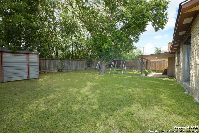 Image 29 of 31 For 14906 Ridge Hill