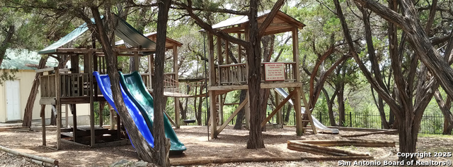 Listing photo id 11 for Lakeridge Loop Lot 55
