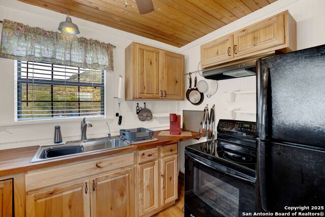 Image 16 of 47 For 3695 Rio Hondo