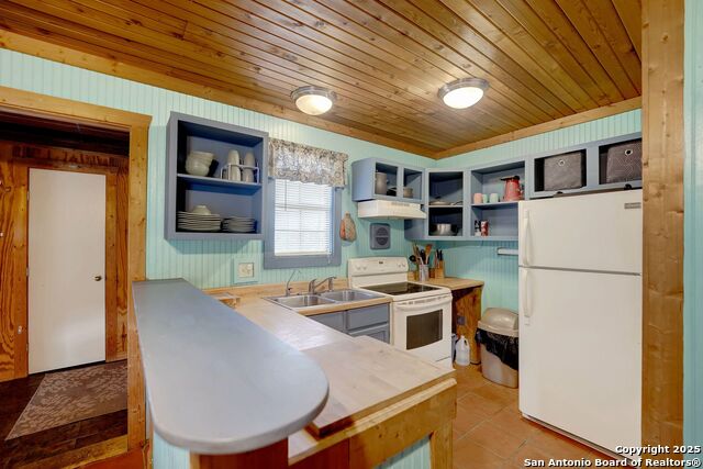 Image 33 of 47 For 3695 Rio Hondo
