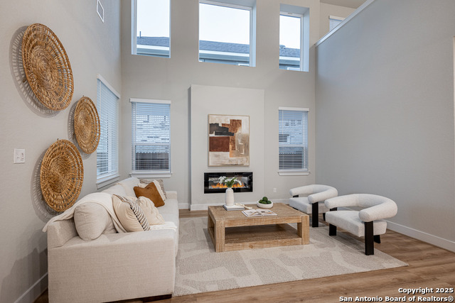 Image 4 of 17 For 12831 Dewberry Creek