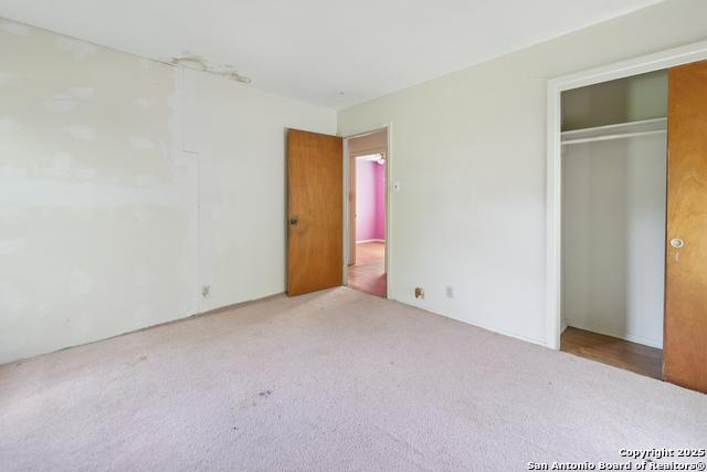 Image 11 of 18 For 515 Griggs  