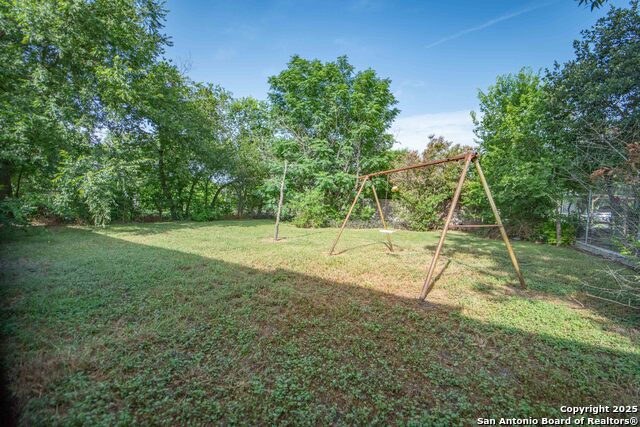 Image 18 of 18 For 515 Griggs  