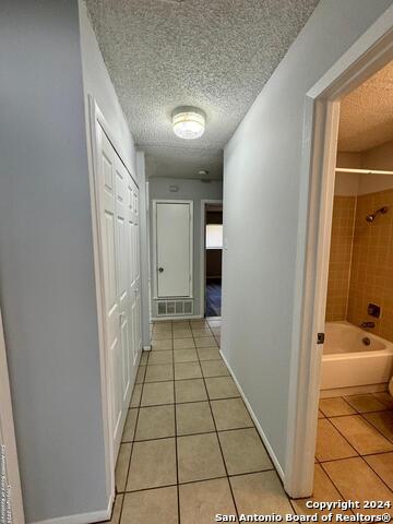 Image 22 of 25 For 6604 Spring Hurst St