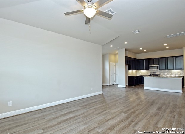 Image 4 of 17 For 12739 Delcia Trail