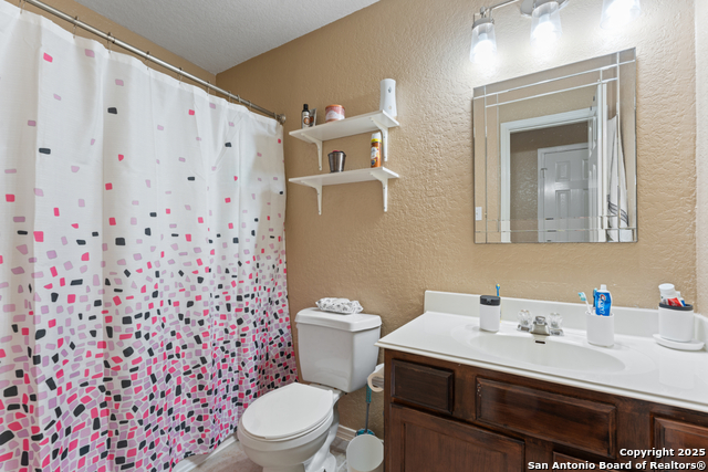 Image 18 of 26 For 6531 Candleview Ct.