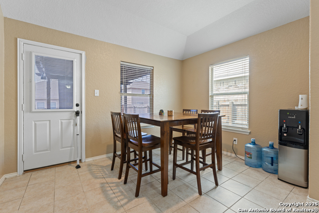 Image 8 of 26 For 6531 Candleview Ct.