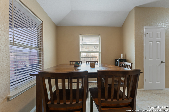 Image 9 of 26 For 6531 Candleview Ct.