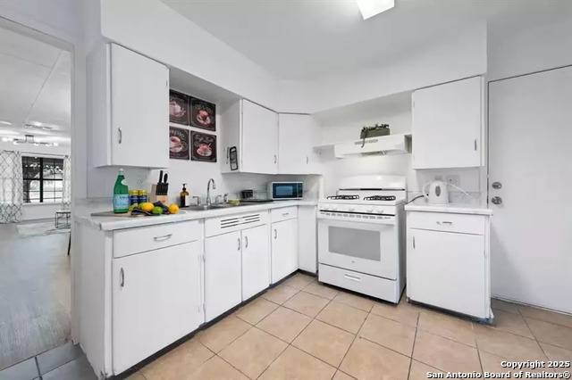 Image 3 of 23 For 314 Woley Dr