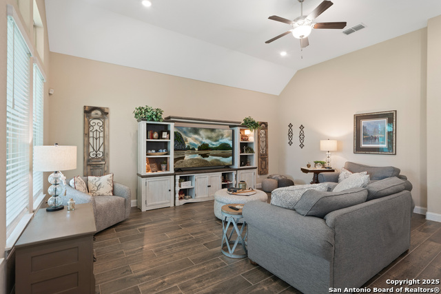 Image 9 of 30 For 278 Woods Of Boerne