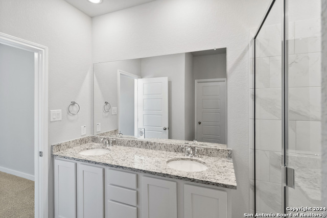 Listing photo id 19 for 206-210 Nespral