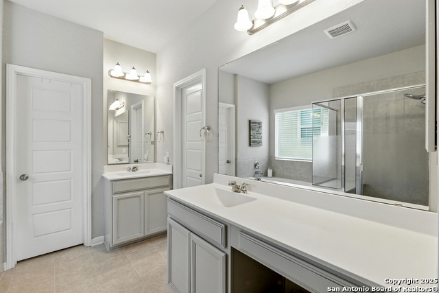 Image 14 of 38 For 4921 Drifter Oaks