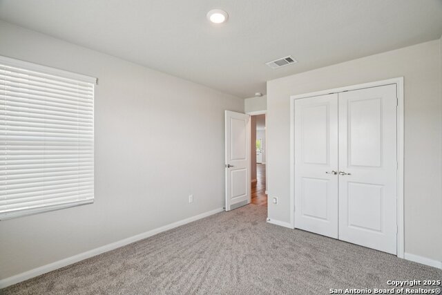 Image 17 of 33 For 751 Vermilion