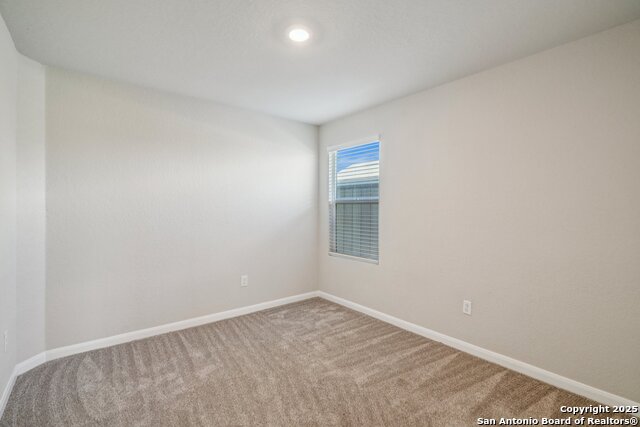 Image 19 of 33 For 751 Vermilion