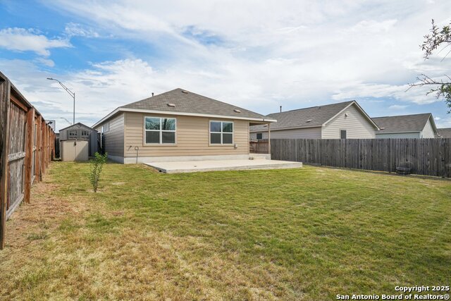 Image 32 of 33 For 751 Vermilion
