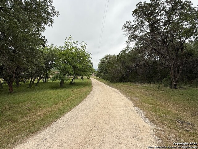 Image 5 of 50 For 28799 N Us Hwy 83