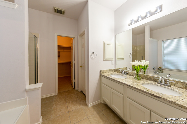 Image 7 of 17 For 510 Wildberry Ct