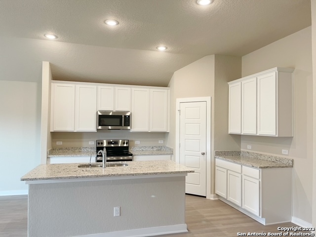 Image 2 of 11 For 2020 Rowan Way