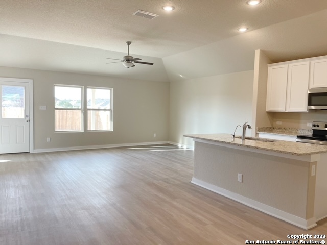Image 4 of 11 For 2020 Rowan Way