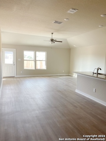 Image 6 of 11 For 2020 Rowan Way